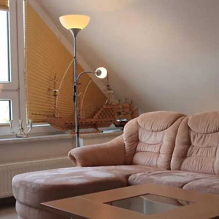 Cora Больтенхаген