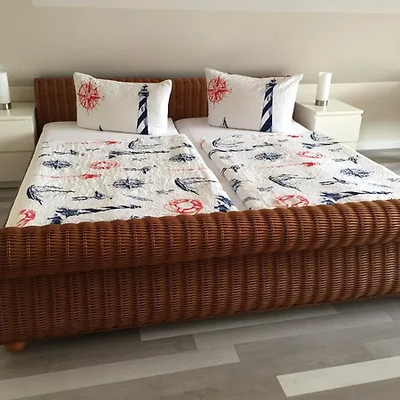 Cora Гостевой дом 4*